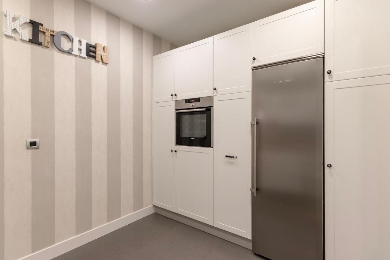 Gran Apartamento Con Estilo En El Centro De بلباو المظهر الخارجي الصورة