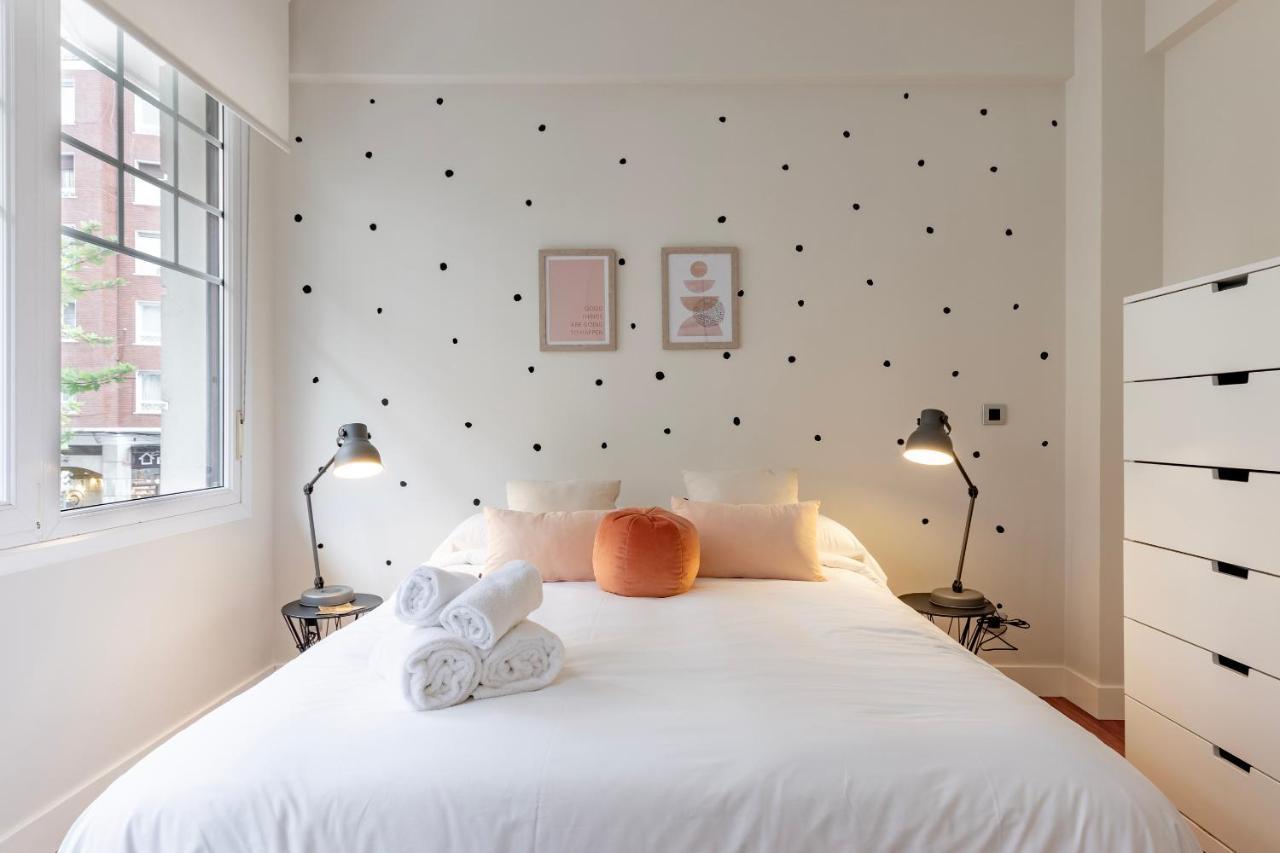 Gran Apartamento Con Estilo En El Centro De بلباو المظهر الخارجي الصورة