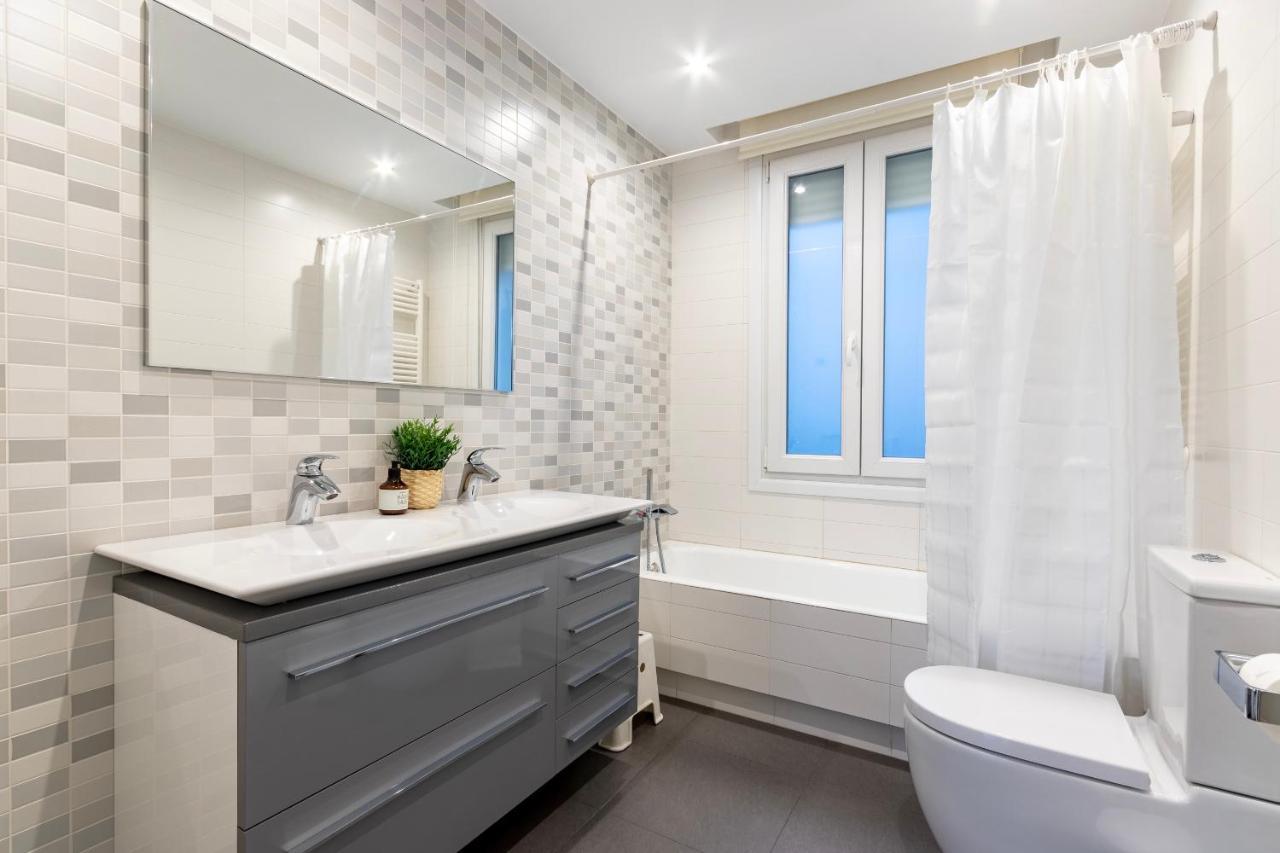 Gran Apartamento Con Estilo En El Centro De بلباو المظهر الخارجي الصورة
